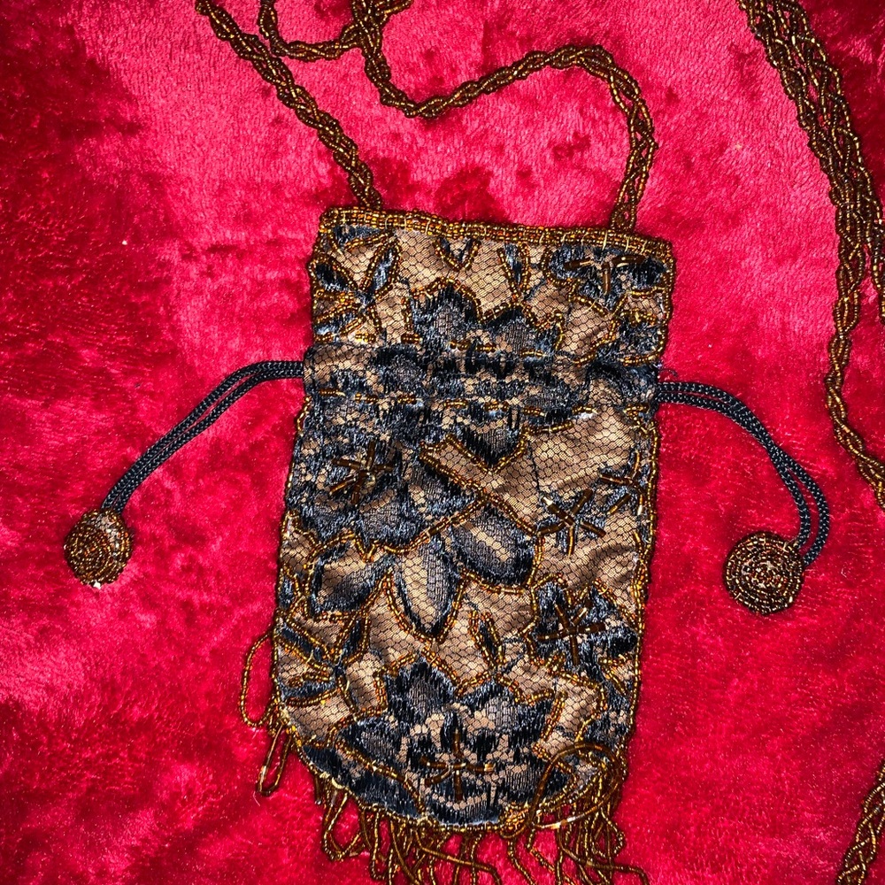 Vintage Beaded Purse With Fringes